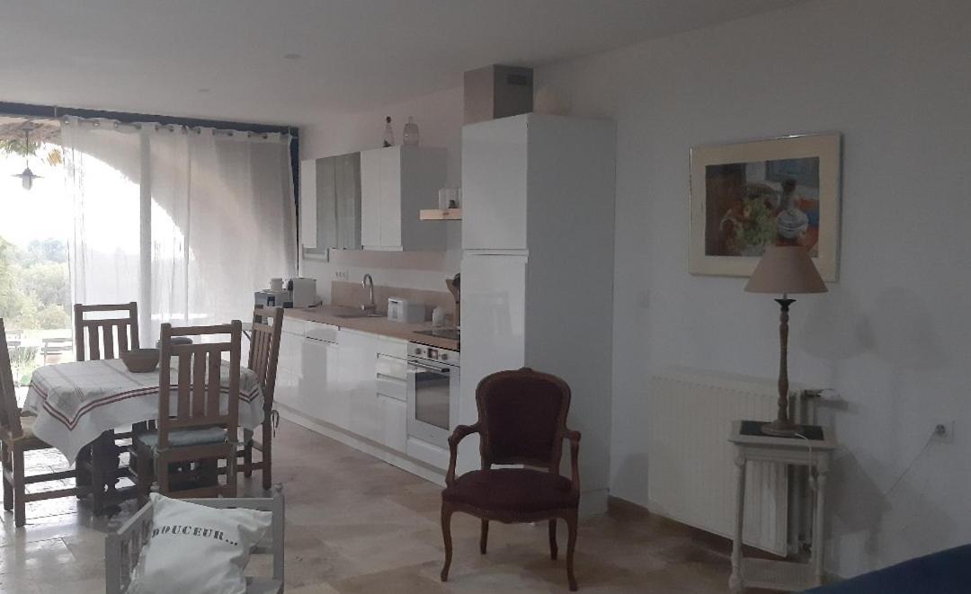 Charmant studio dans maison d'hôte dans un écrin de verdure Saint-Martin-le-Redon Esterno foto